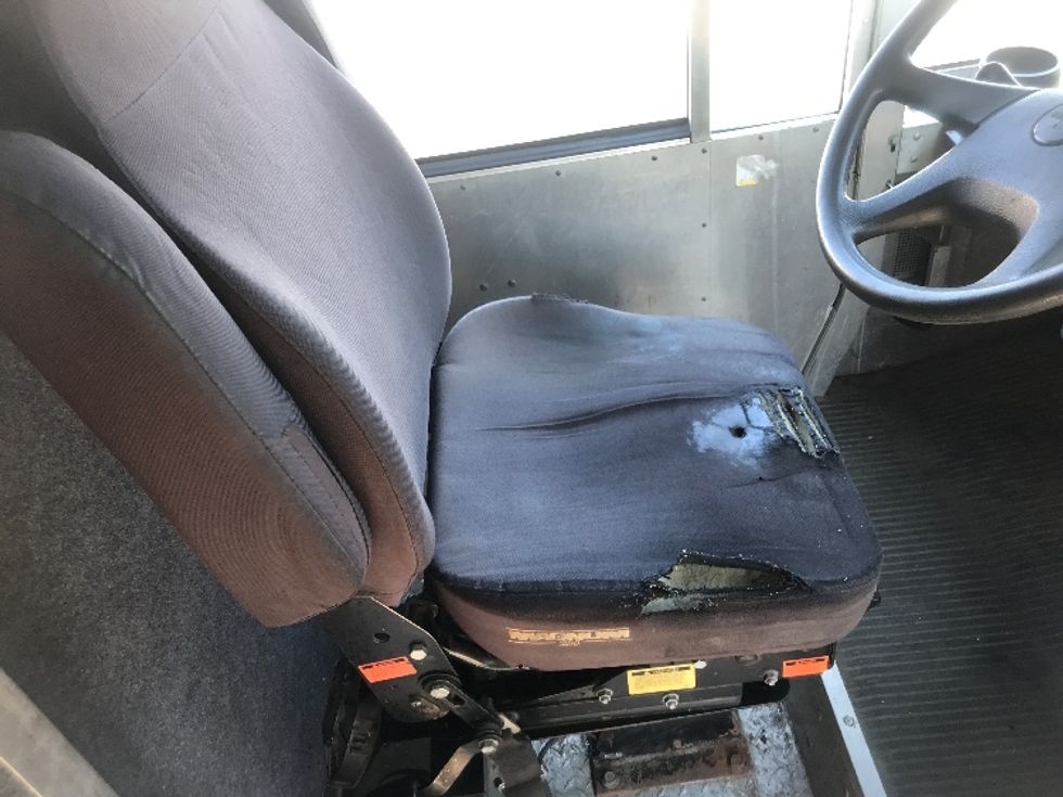 Walk-in Van (Step Van)-Light and Medium Duty Trucks-Freightliner-2017-MT45-Harrisburg-PA-221,101\n\t\tmiles-$ 39,000 - Image 27