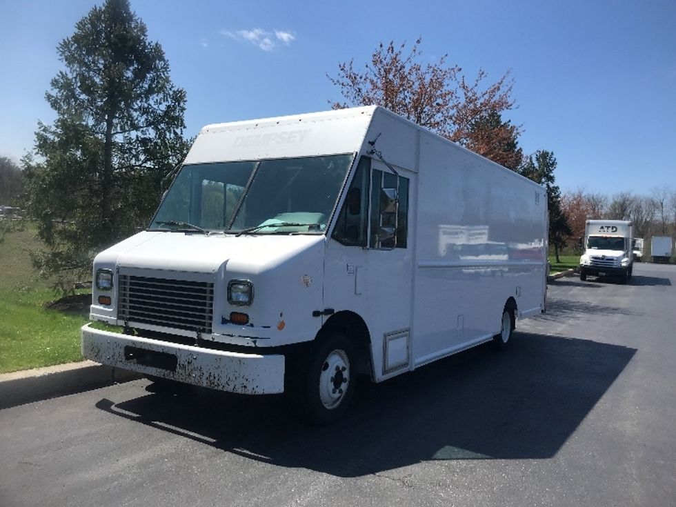 Walk-in Van (Step Van)-Light and Medium Duty Trucks-Freightliner-2017-MT45-Harrisburg-PA-221,101\n\t\tmiles-$ 39,000 - Image 3