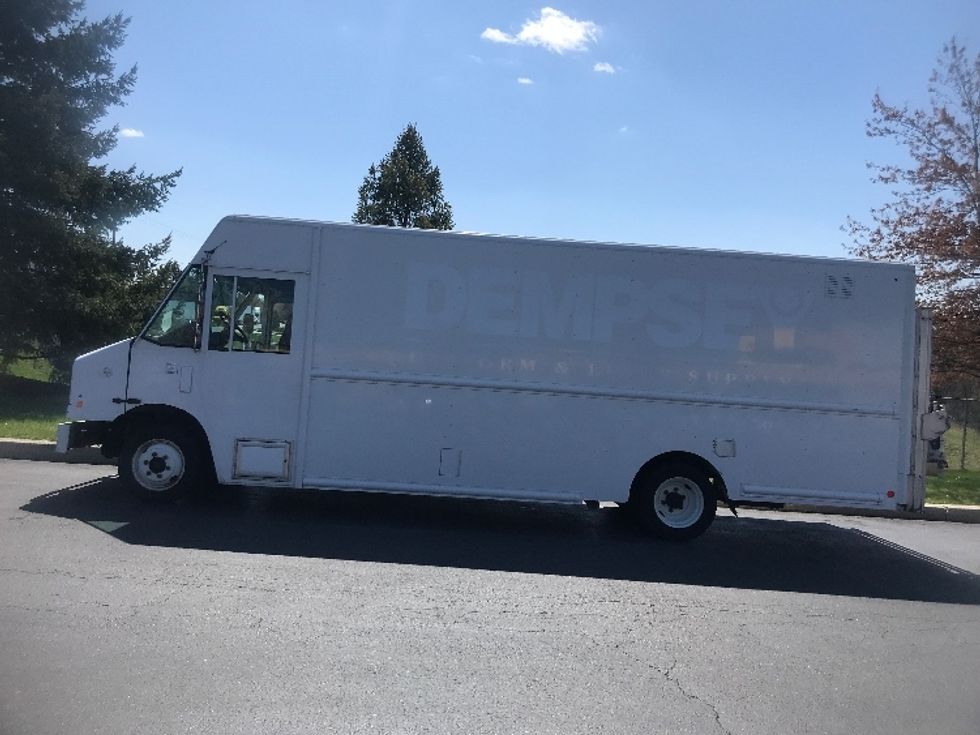 Walk-in Van (Step Van)-Light and Medium Duty Trucks-Freightliner-2017-MT45-Harrisburg-PA-221,101\n\t\tmiles-$ 39,000 - Image 4