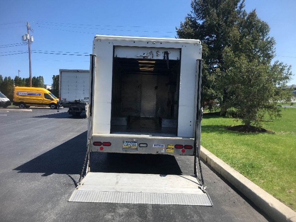 Walk-in Van (Step Van)-Light and Medium Duty Trucks-Freightliner-2017-MT45-Harrisburg-PA-221,101\n\t\tmiles-$ 39,000 - Image 9