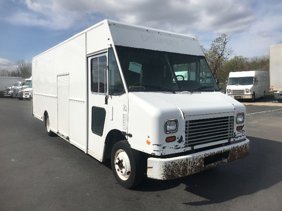 Walk-in Van (Step Van)-Light and Medium Duty Trucks-Freightliner-2017-MT45-Harrisburg-PA-264,563\n\t\tmiles-$ 37,000 - Image 1