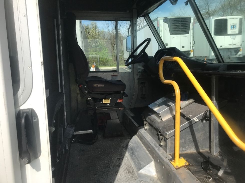 Walk-in Van (Step Van)-Light and Medium Duty Trucks-Freightliner-2017-MT45-Harrisburg-PA-264,563\n\t\tmiles-$ 37,000 - Image 22
