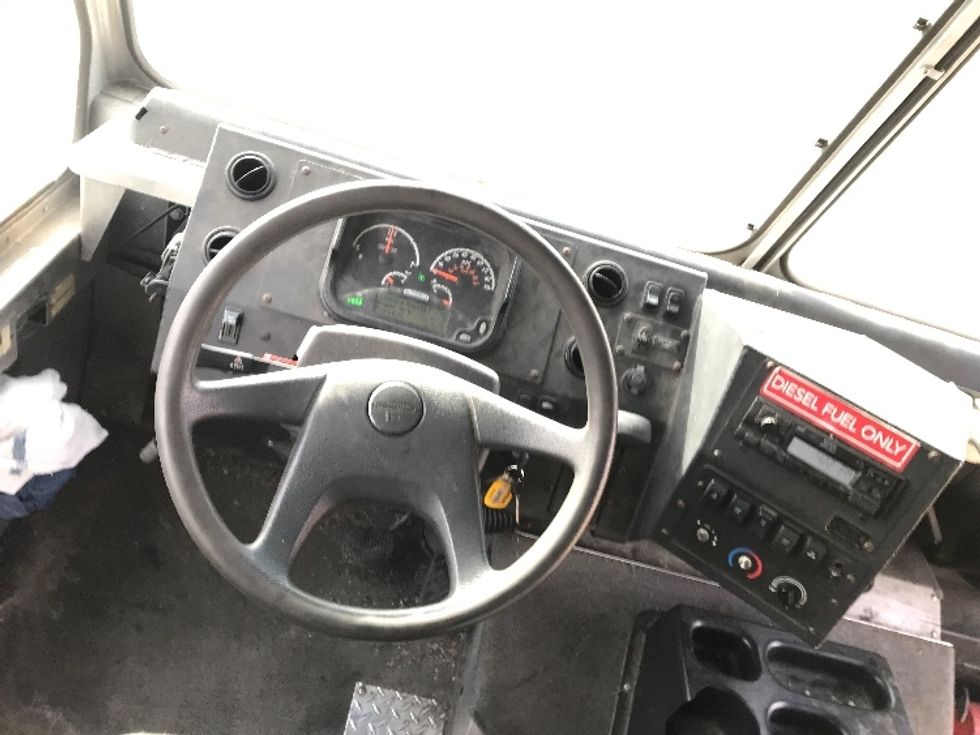Walk-in Van (Step Van)-Light and Medium Duty Trucks-Freightliner-2018-MT45-Allentown-PA-199,522\n\t\tmiles-$ 31,250 - Image 15