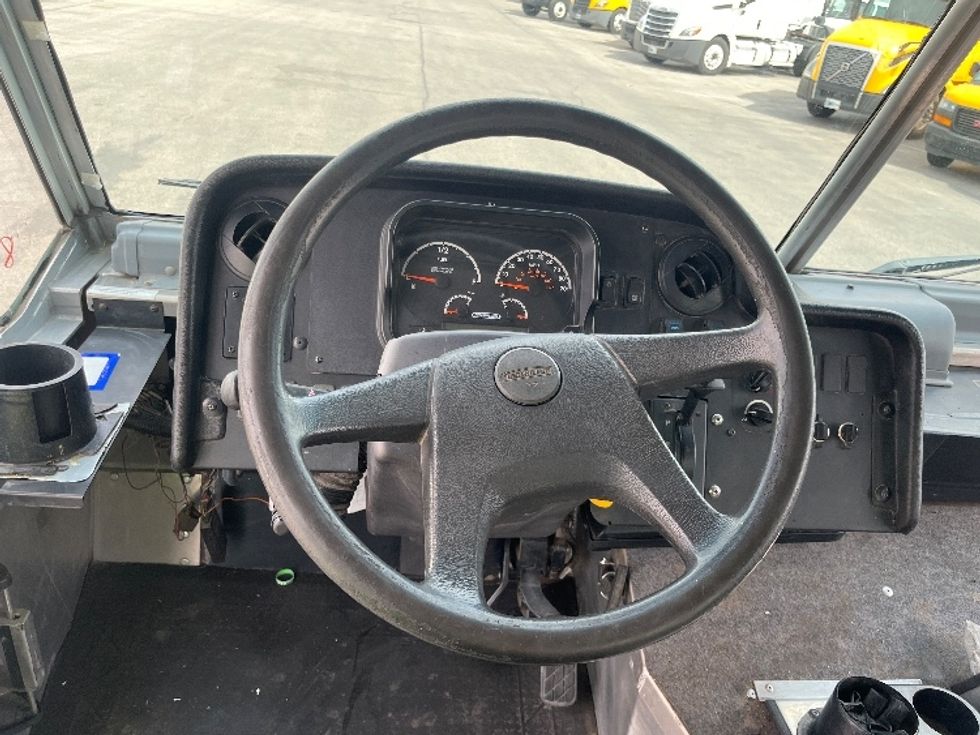 Walk-in Van (Step Van)-Light and Medium Duty Trucks-Freightliner-2018-MT45-El Paso-TX-171,198\n\t\tmiles-$ 41,000 - Image 18