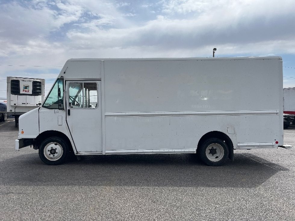 Walk-in Van (Step Van)-Light and Medium Duty Trucks-Freightliner-2018-MT45-El Paso-TX-171,198\n\t\tmiles-$ 41,000 - Image 4