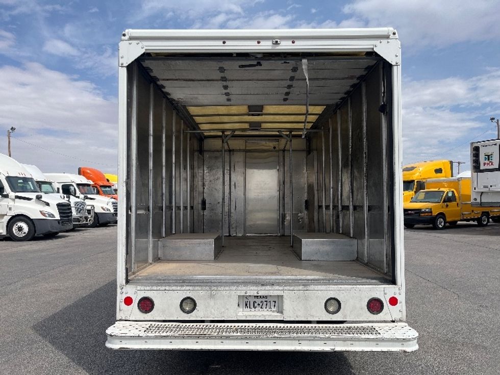 Walk-in Van (Step Van)-Light and Medium Duty Trucks-Freightliner-2018-MT45-El Paso-TX-171,198\n\t\tmiles-$ 41,000 - Image 8