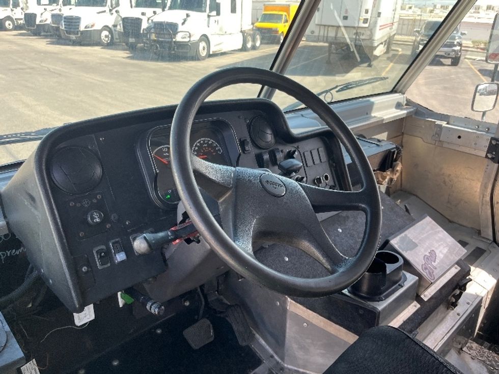 Walk-in Van (Step Van)-Light and Medium Duty Trucks-Freightliner-2018-MT45-El Paso-TX-93,778\n\t\tmiles-$ 42,500 - Image 17