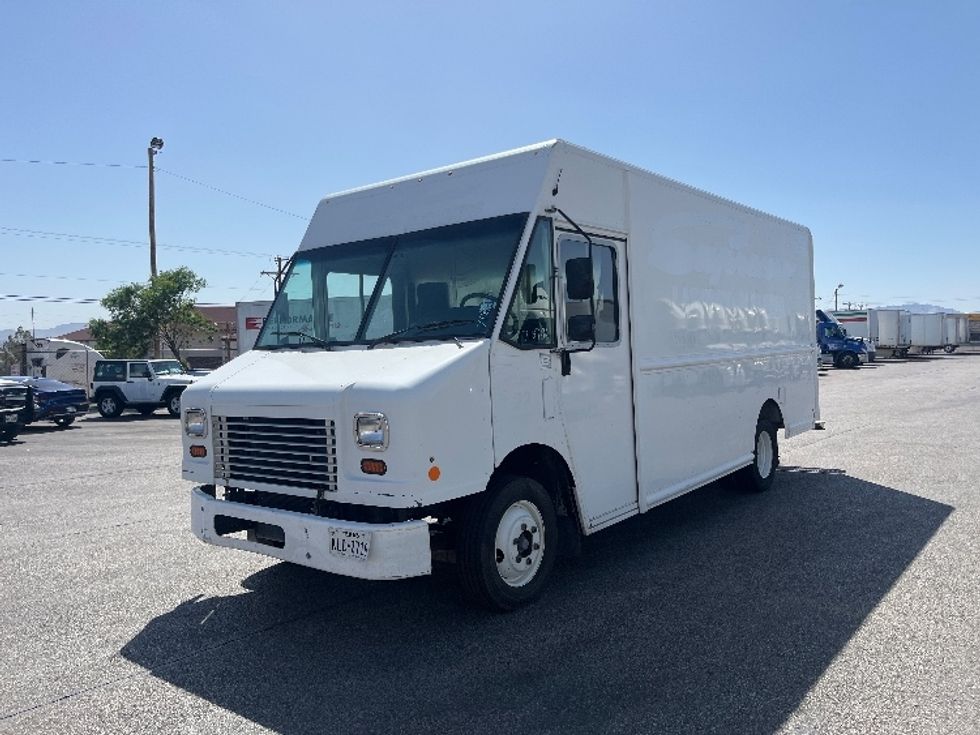 Walk-in Van (Step Van)-Light and Medium Duty Trucks-Freightliner-2018-MT45-El Paso-TX-93,778\n\t\tmiles-$ 42,500 - Image 3