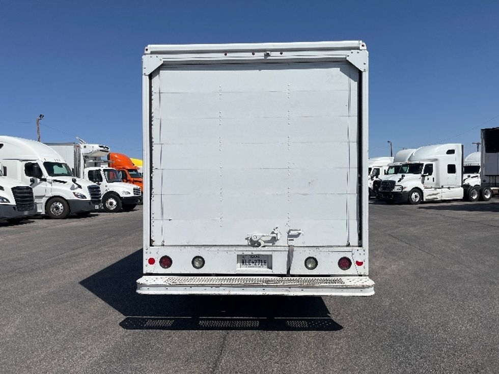 Walk-in Van (Step Van)-Light and Medium Duty Trucks-Freightliner-2018-MT45-El Paso-TX-93,778\n\t\tmiles-$ 42,500 - Image 7