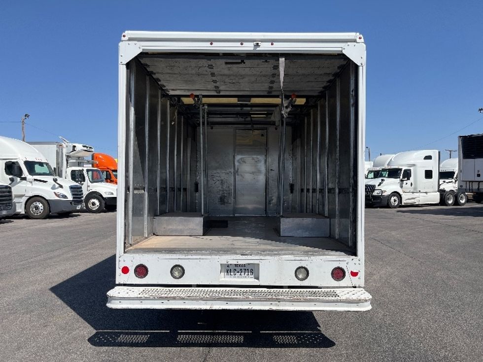 Walk-in Van (Step Van)-Light and Medium Duty Trucks-Freightliner-2018-MT45-El Paso-TX-93,778\n\t\tmiles-$ 42,500 - Image 8