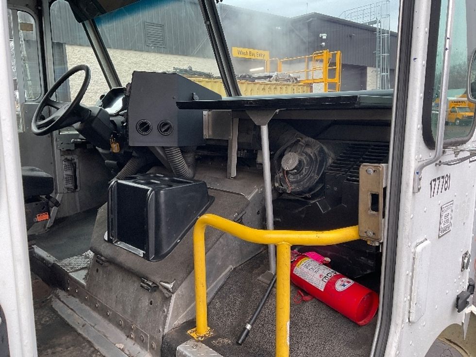 Walk-in Van (Step Van)-Light and Medium Duty Trucks-Freightliner-2018-MT45-Jessup-PA-197,518\n\t\tmiles-$ 52,500 - Image 17