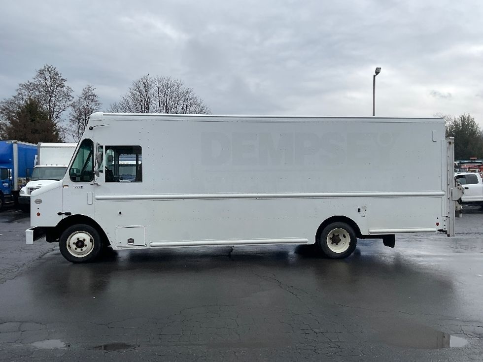 Walk-in Van (Step Van)-Light and Medium Duty Trucks-Freightliner-2018-MT45-Jessup-PA-197,518\n\t\tmiles-$ 52,500 - Image 4