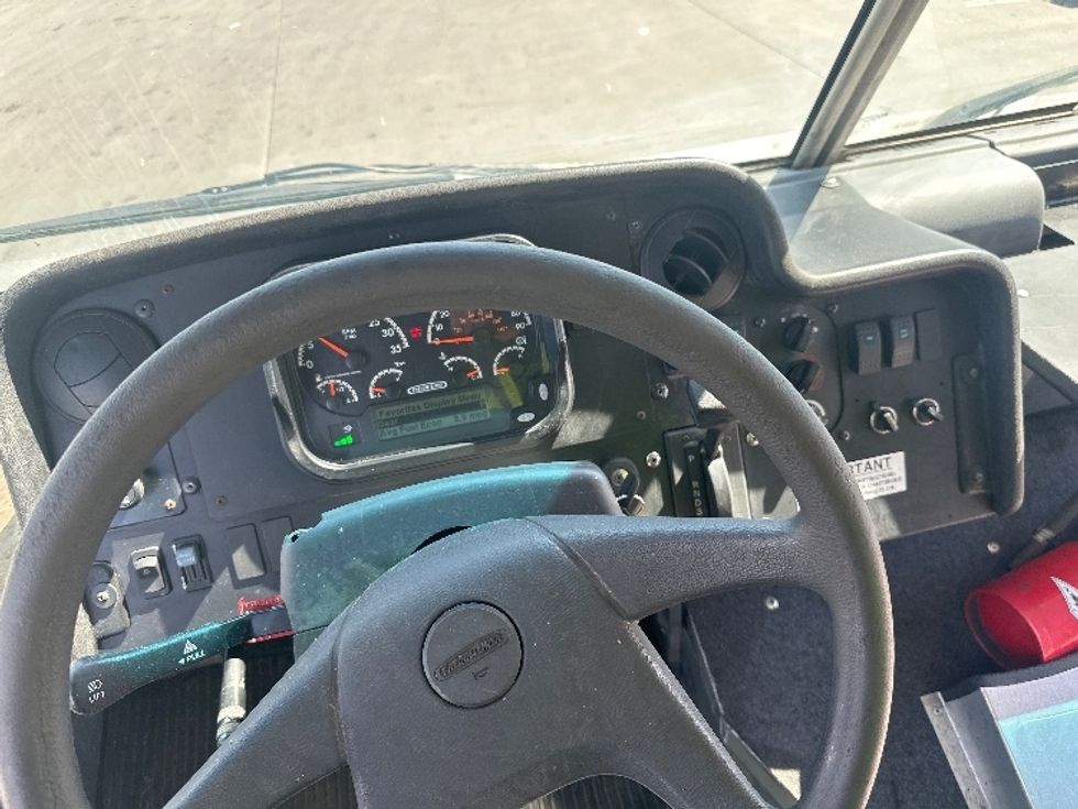 Walk-in Van (Step Van)-Light and Medium Duty Trucks-Freightliner-2018-MT45-Omaha-NE-103,540\n\t\tmiles-$ 49,000 - Image 16