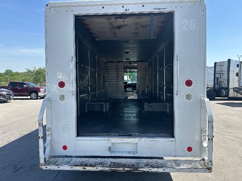 Walk-in Van (Step Van)-Light and Medium Duty Trucks-Freightliner-2018-MT45-Omaha-NE-103,540\n\t\tmiles-$ 49,000 - Image 8