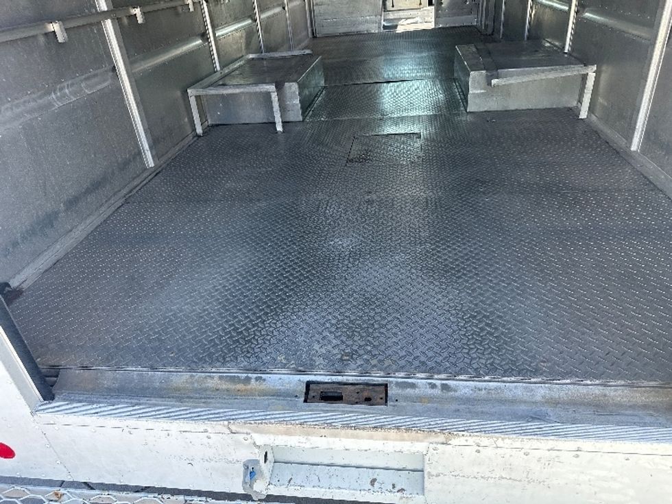 Walk-in Van (Step Van)-Light and Medium Duty Trucks-Freightliner-2018-MT45-Omaha-NE-103,540\n\t\tmiles-$ 49,000 - Image 9