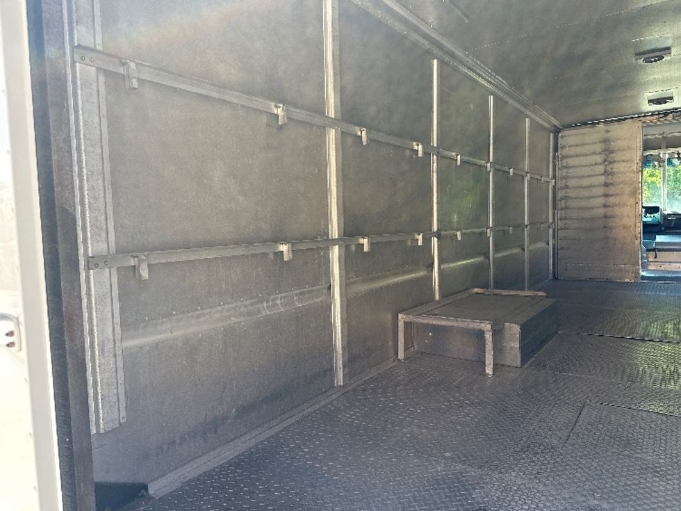 Walk-in Van (Step Van)-Light and Medium Duty Trucks-Freightliner-2018-MT45-Omaha-NE-107,753\n\t\tmiles-$ 48,750 - Image 10