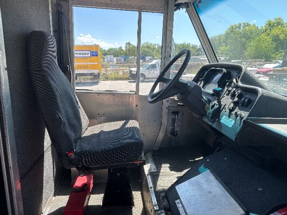 Walk-in Van (Step Van)-Light and Medium Duty Trucks-Freightliner-2018-MT45-Omaha-NE-107,753\n\t\tmiles-$ 48,750 - Image 17