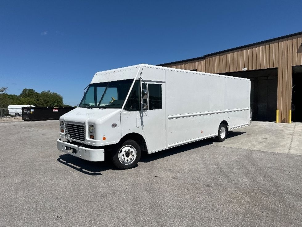 Walk-in Van (Step Van)-Light and Medium Duty Trucks-Freightliner-2018-MT45-Omaha-NE-107,753\n\t\tmiles-$ 48,750 - Image 3