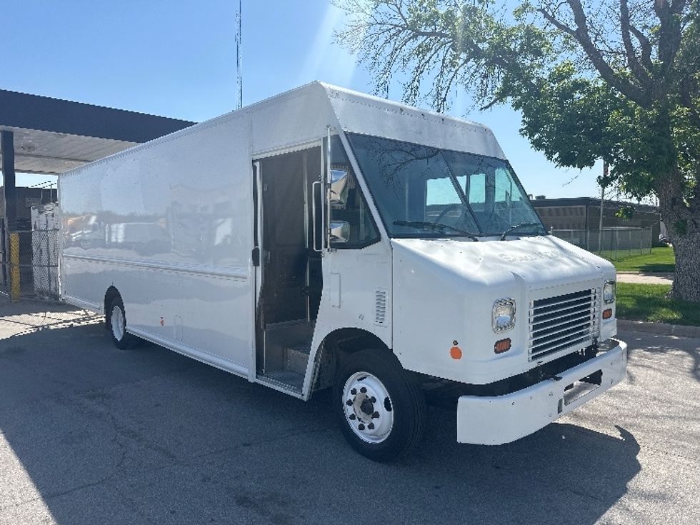 Walk-in Van (Step Van)-Light and Medium Duty Trucks-Freightliner-2018-MT45-Omaha-NE-152,596\n\t\tmiles-$ 45,500 - Image 1