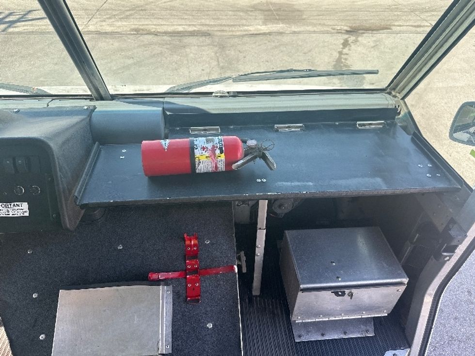 Walk-in Van (Step Van)-Light and Medium Duty Trucks-Freightliner-2018-MT45-Omaha-NE-152,596\n\t\tmiles-$ 45,500 - Image 19