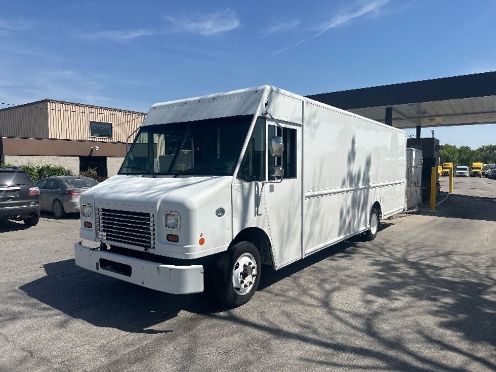 Walk-in Van (Step Van)-Light and Medium Duty Trucks-Freightliner-2018-MT45-Omaha-NE-152,596\n\t\tmiles-$ 45,500 - Image 3