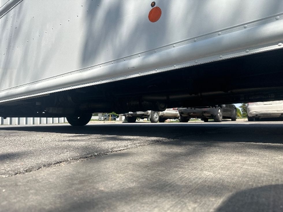 Walk-in Van (Step Van)-Light and Medium Duty Trucks-Freightliner-2018-MT45-Omaha-NE-152,596\n\t\tmiles-$ 45,500 - Image 5