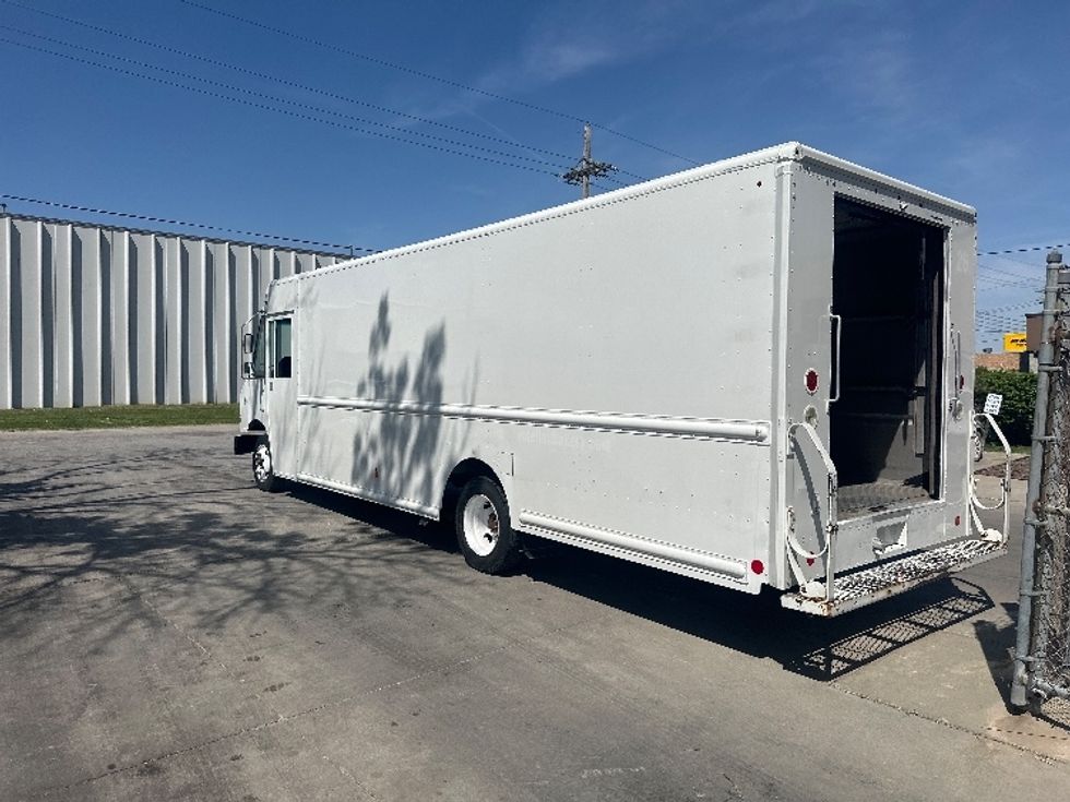 Walk-in Van (Step Van)-Light and Medium Duty Trucks-Freightliner-2018-MT45-Omaha-NE-152,596\n\t\tmiles-$ 45,500 - Image 6