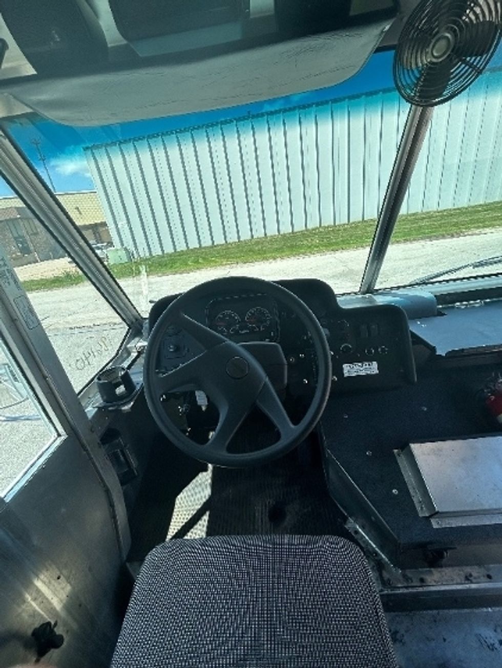 Walk-in Van (Step Van)-Light and Medium Duty Trucks-Freightliner-2018-MT45-Omaha-NE-159,666\n\t\tmiles-$ 45,750 - Image 17