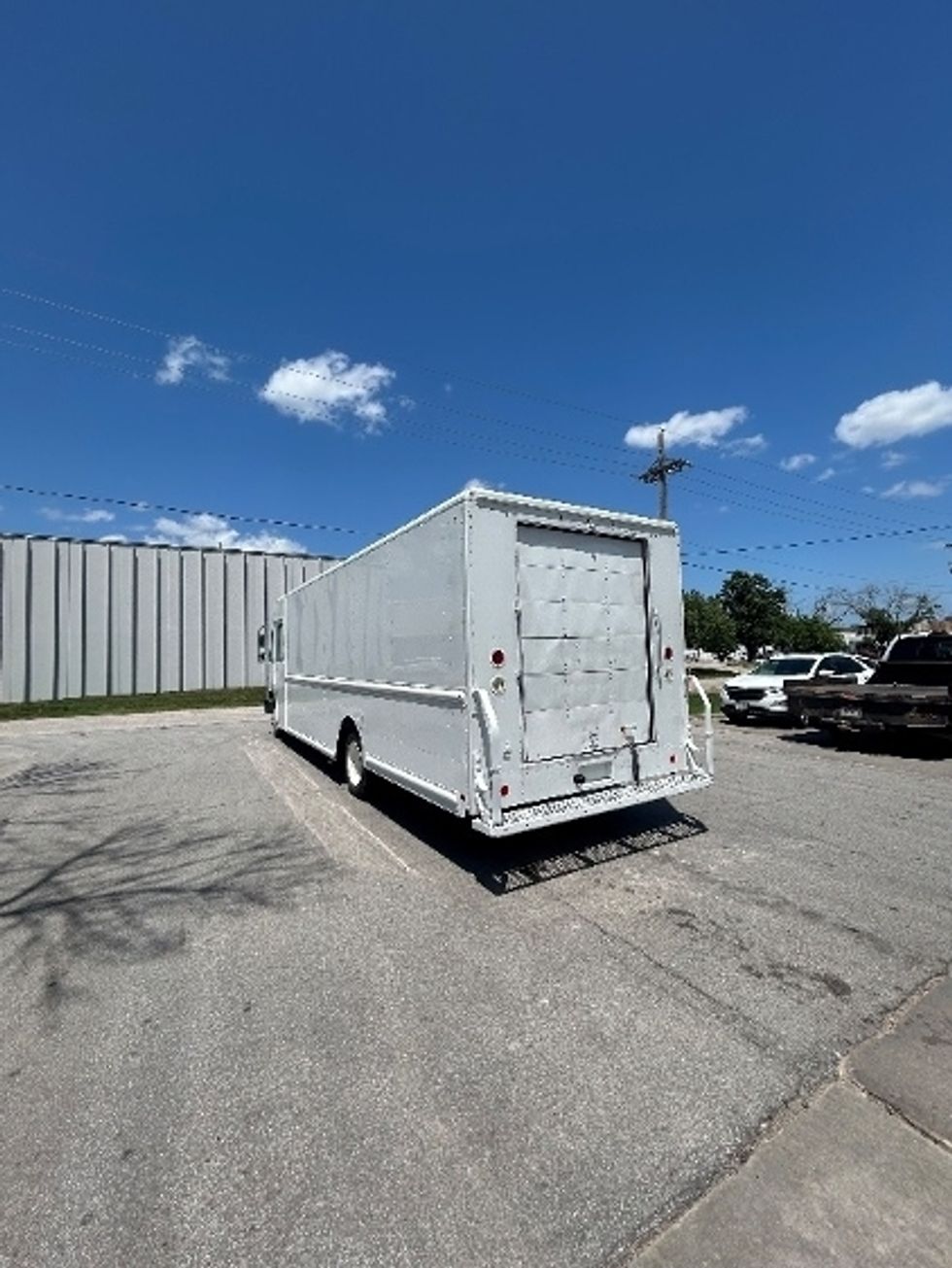Walk-in Van (Step Van)-Light and Medium Duty Trucks-Freightliner-2018-MT45-Omaha-NE-159,666\n\t\tmiles-$ 45,750 - Image 6