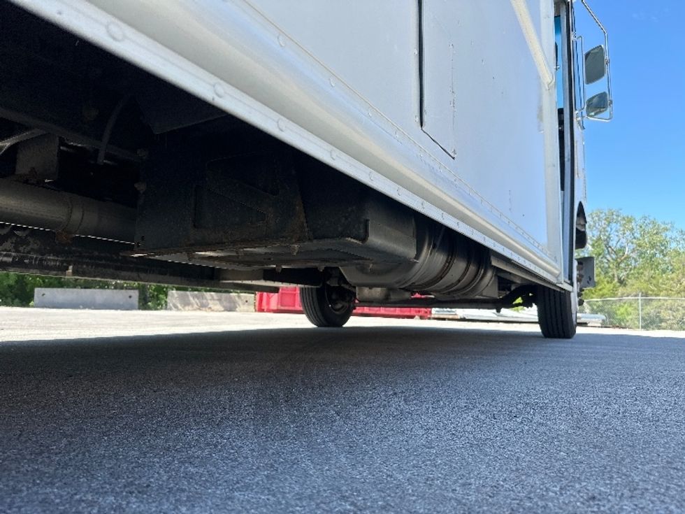 Walk-in Van (Step Van)-Light and Medium Duty Trucks-Freightliner-2018-MT45-Omaha-NE-179,816\n\t\tmiles-$ 44,500 - Image 13