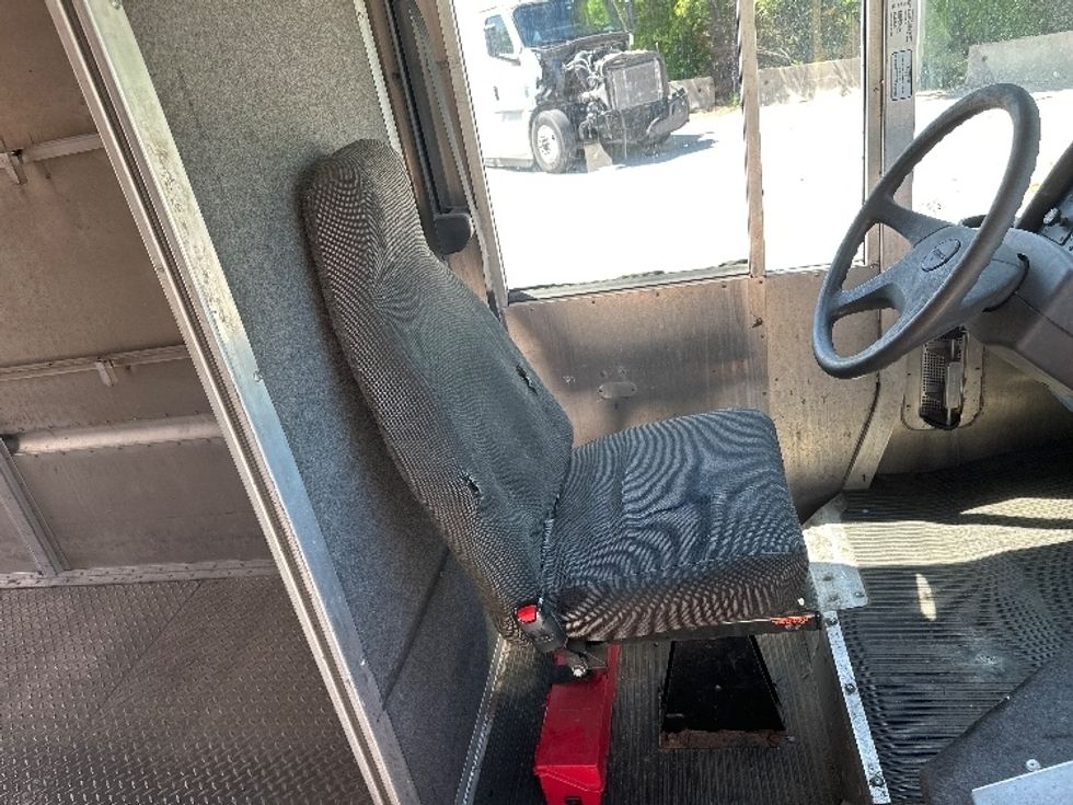 Walk-in Van (Step Van)-Light and Medium Duty Trucks-Freightliner-2018-MT45-Omaha-NE-179,816\n\t\tmiles-$ 44,500 - Image 19