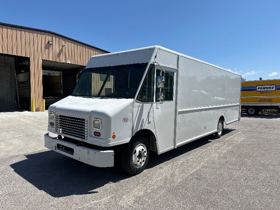 Walk-in Van (Step Van)-Light and Medium Duty Trucks-Freightliner-2018-MT45-Omaha-NE-179,816\n\t\tmiles-$ 44,500 - Image 3