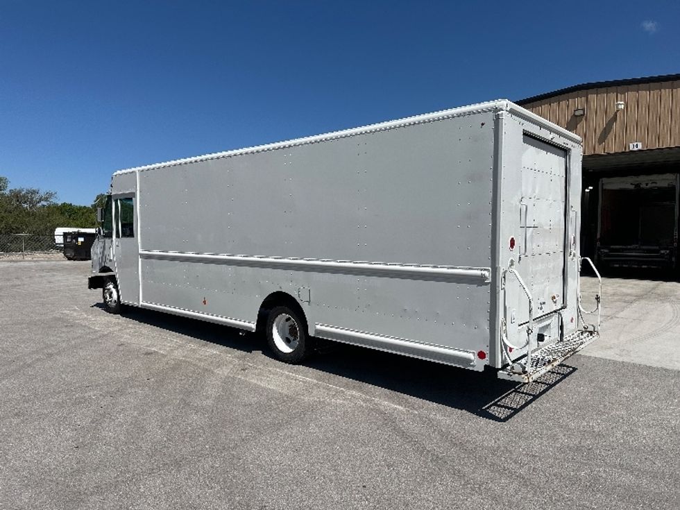 Walk-in Van (Step Van)-Light and Medium Duty Trucks-Freightliner-2018-MT45-Omaha-NE-179,816\n\t\tmiles-$ 44,500 - Image 6