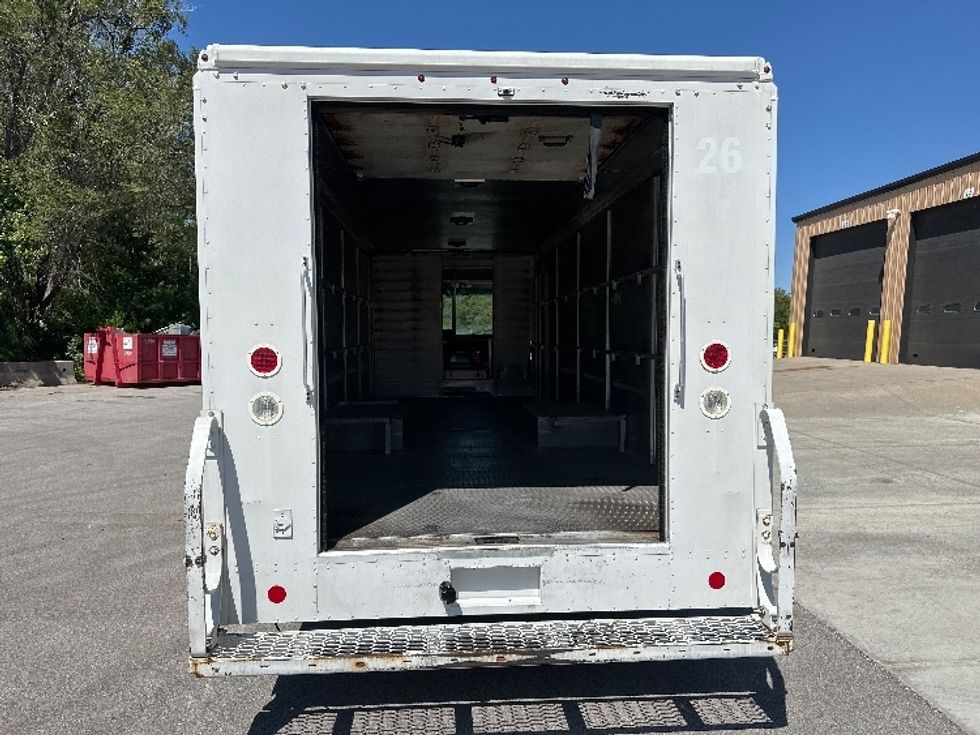 Walk-in Van (Step Van)-Light and Medium Duty Trucks-Freightliner-2018-MT45-Omaha-NE-179,816\n\t\tmiles-$ 44,500 - Image 8