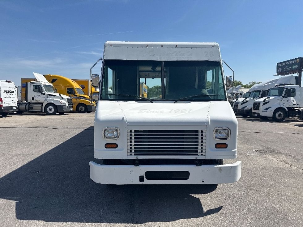 Walk-in Van (Step Van)-Light and Medium Duty Trucks-Freightliner-2018-MT45-Omaha-NE-98,220\n\t\tmiles-$ 49,250 - Image 2