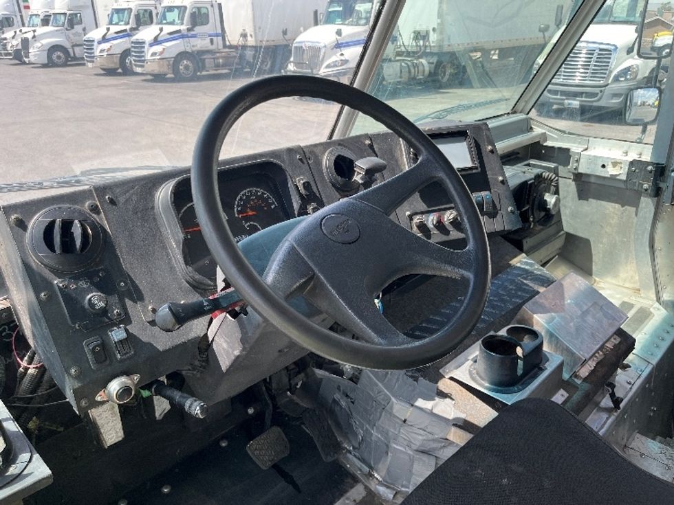 Walk-in Van (Step Van)-Light and Medium Duty Trucks-Freightliner-2020-MT45-El Paso-TX-112,064\n\t\tmiles-$ 58,500 - Image 16