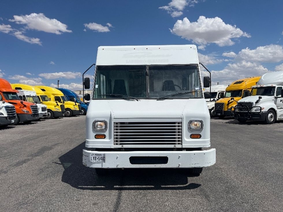 Walk-in Van (Step Van)-Light and Medium Duty Trucks-Freightliner-2020-MT45-El Paso-TX-112,064\n\t\tmiles-$ 58,500 - Image 2