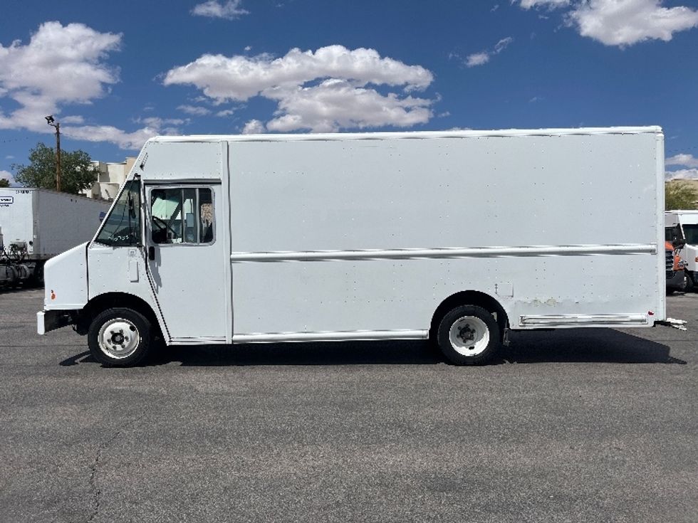 Walk-in Van (Step Van)-Light and Medium Duty Trucks-Freightliner-2020-MT45-El Paso-TX-112,064\n\t\tmiles-$ 58,500 - Image 4