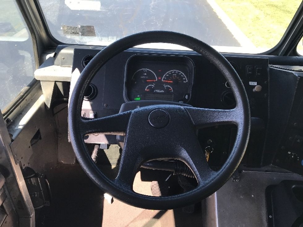 Walk-in Van (Step Van)-Light and Medium Duty Trucks-Freightliner-2020-MT55-Allentown-PA-100,609\n\t\tmiles-$ 59,750 - Image 18