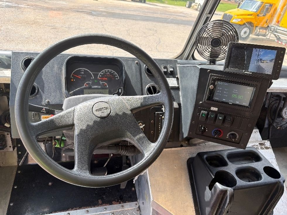Walk-in Van (Step Van)-Light and Medium Duty Trucks-Freightliner-2021-MT45G-Earth City-MO-56,603\n\t\tmiles-$ 69,500 - Image 16
