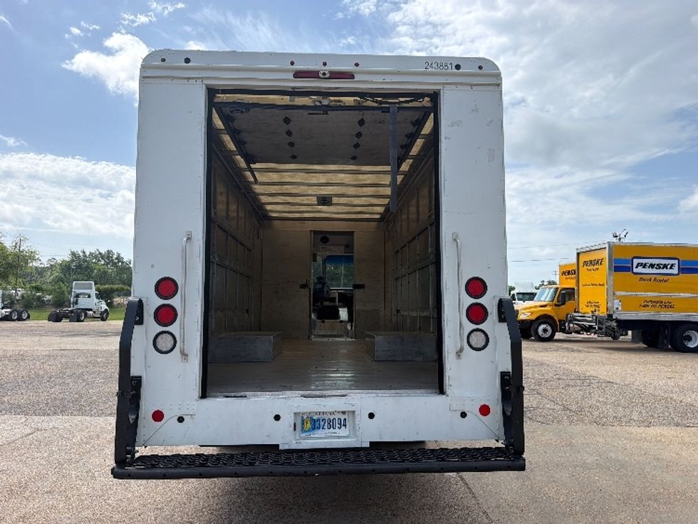 Walk-in Van (Step Van)-Light and Medium Duty Trucks-Freightliner-2021-MT45G-Earth City-MO-56,603\n\t\tmiles-$ 69,500 - Image 8