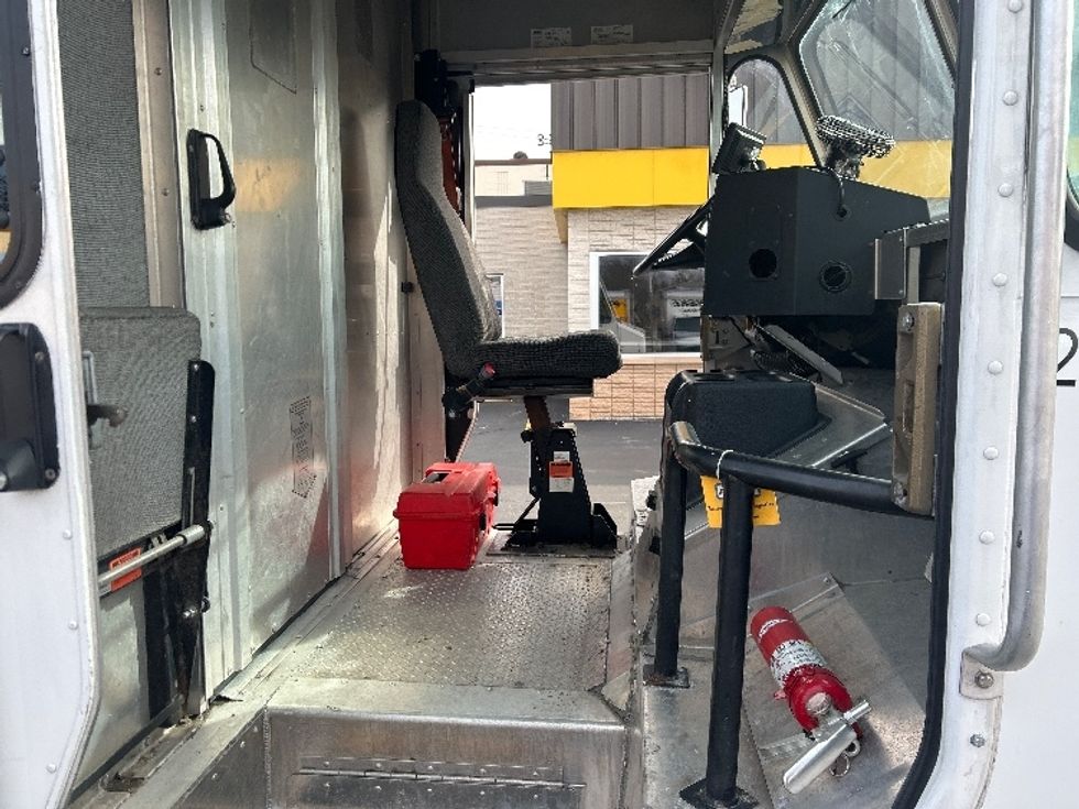 Walk-in Van (Step Van)-Light and Medium Duty Trucks-Freightliner-2021-MT45G-Milwaukee-WI-31,898\n\t\tmiles-$ 63,000 - Image 19