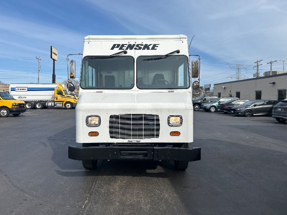 Walk-in Van (Step Van)-Light and Medium Duty Trucks-Freightliner-2021-MT45G-Milwaukee-WI-31,898\n\t\tmiles-$ 63,000 - Image 2
