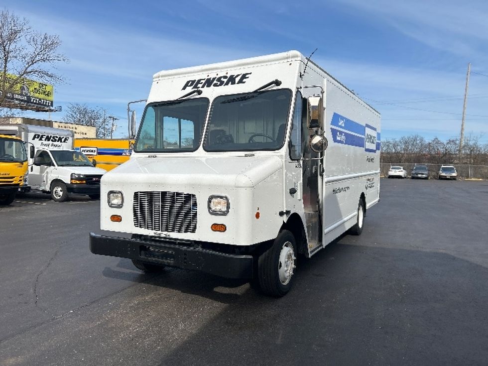 Walk-in Van (Step Van)-Light and Medium Duty Trucks-Freightliner-2021-MT45G-Milwaukee-WI-31,898\n\t\tmiles-$ 63,000 - Image 3