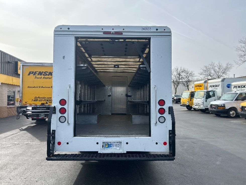 Walk-in Van (Step Van)-Light and Medium Duty Trucks-Freightliner-2021-MT45G-Milwaukee-WI-31,898\n\t\tmiles-$ 63,000 - Image 7