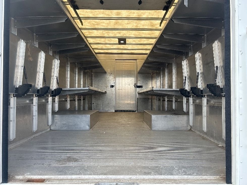 Walk-in Van (Step Van)-Light and Medium Duty Trucks-Freightliner-2021-MT45G-Milwaukee-WI-31,898\n\t\tmiles-$ 63,000 - Image 8