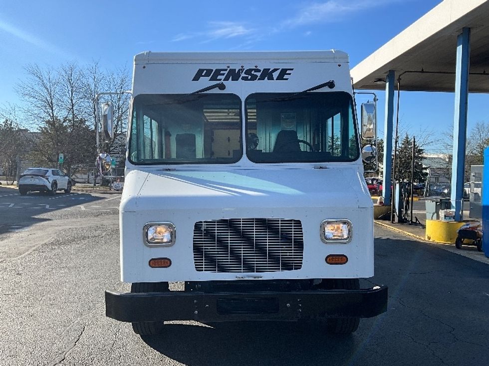 Walk-in Van (Step Van)-Light and Medium Duty Trucks-Freightliner-2021-MT45G-Sterling-VA-40,250\n\t\tmiles-$ 58,000 - Image 2