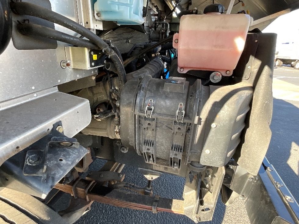 Walk-in Van (Step Van)-Light and Medium Duty Trucks-Freightliner-2021-MT45G-Sterling-VA-40,250\n\t\tmiles-$ 58,000 - Image 22