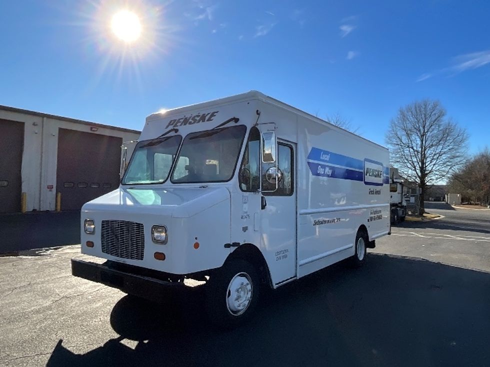 Walk-in Van (Step Van)-Light and Medium Duty Trucks-Freightliner-2021-MT45G-Sterling-VA-40,250\n\t\tmiles-$ 58,000 - Image 3