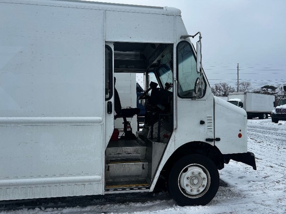 Walk-in Van (Step Van)-Light and Medium Duty Trucks-Freightliner-2022-MT45G-Indianapolis-IN-51,358\n\t\tmiles-$ 63,500 - Image 17
